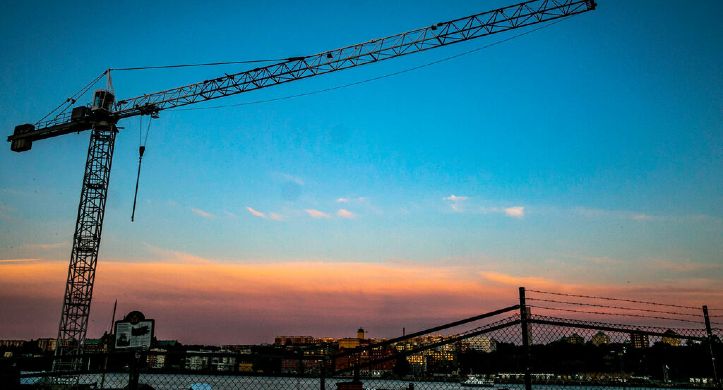 Crane Working in Sunset Sky 723 x 390. jpg