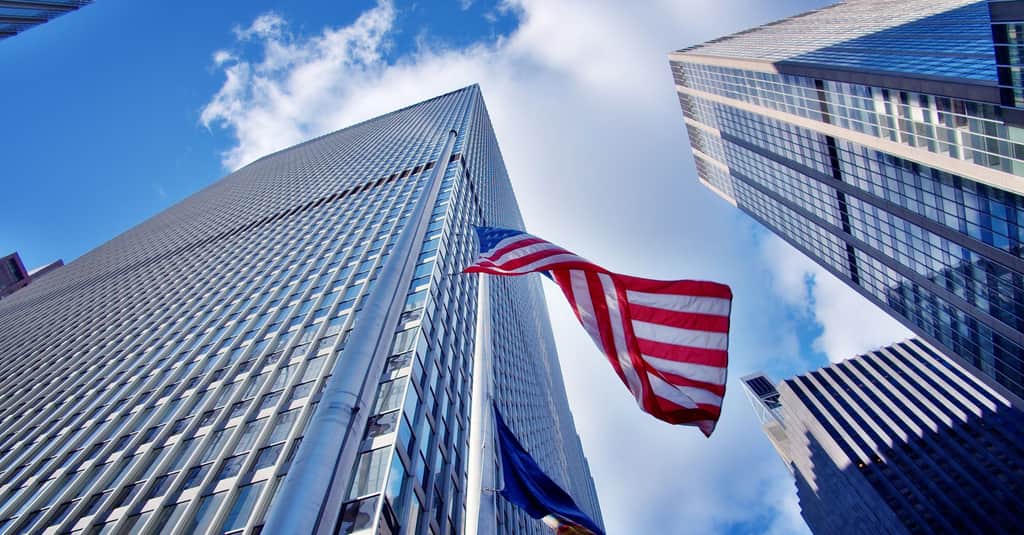 buildings flag teaser large 2560 x 1338