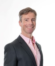 Phillip Lovett Headshot