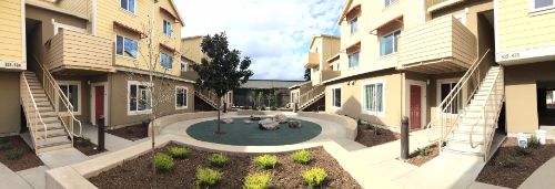 Oak%20Creek%20Terrace%20Apts.jpg