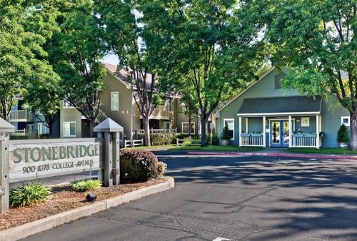 Stonebrige%20Apartments%20Pict.jpg