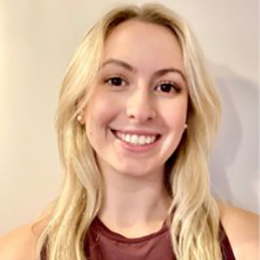 Annie Scolamieri Headshot